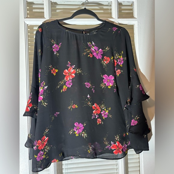 Worthington Tops - Small Worthington Floral Blouse with layered Sleeves